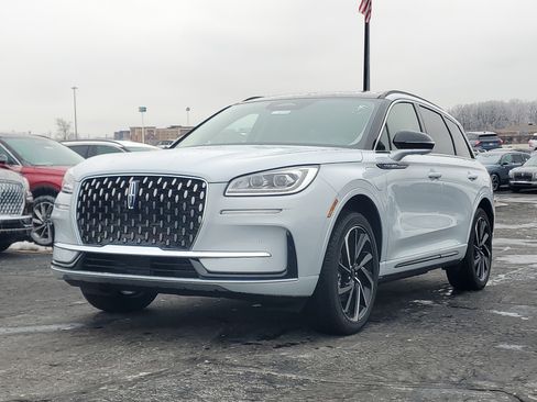 New 2026 Lincoln Corsair Grand Touring image 2