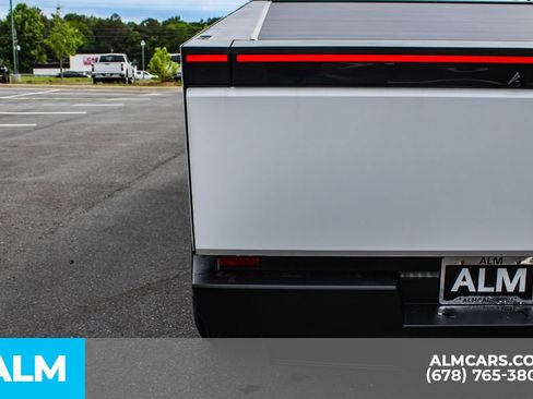 Used 2024 Tesla Cybertruck Cyberbeast AWD/4WD image 13