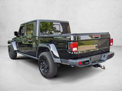 Used 2023 Jeep Gladiator Sport AWD/4WD image 7