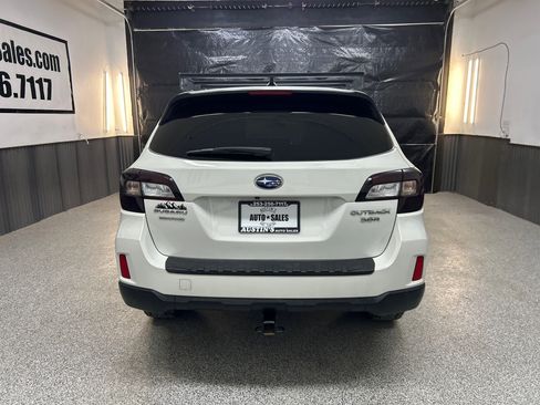 Used 2017 Subaru Outback 3.6R Limited w/ Popular Package #5 AWD/4WD image 5