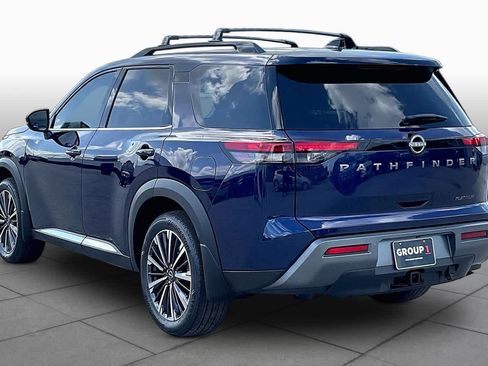 Used 2026 Nissan Pathfinder Platinum FWD image 12