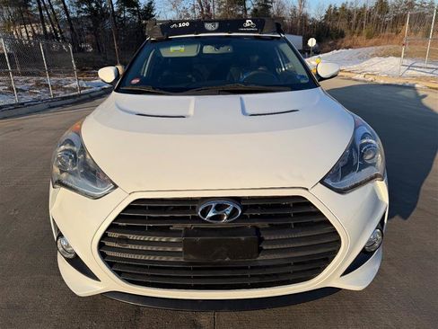 Used 2013 Hyundai Veloster Turbo image 9