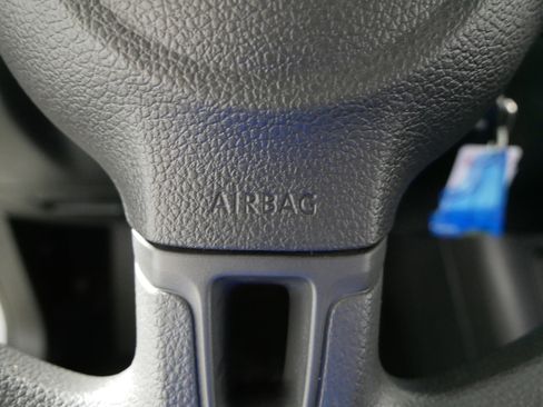 Used 2017 Volkswagen Tiguan Limited FWD image 27