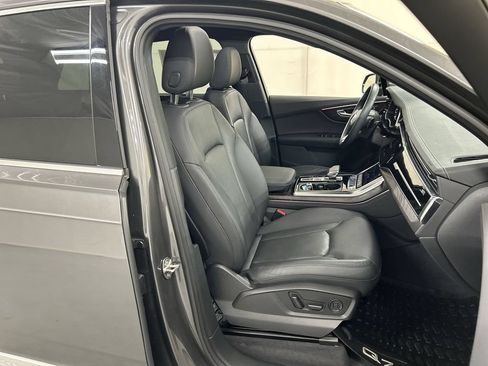 Used 2023 Audi Q7 2.0T Premium Plus w/ Premium Plus Package AWD/4WD image 25