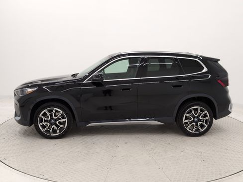 Used 2025 BMW X1 xDrive28i w/ Convenience Package AWD/4WD image 2