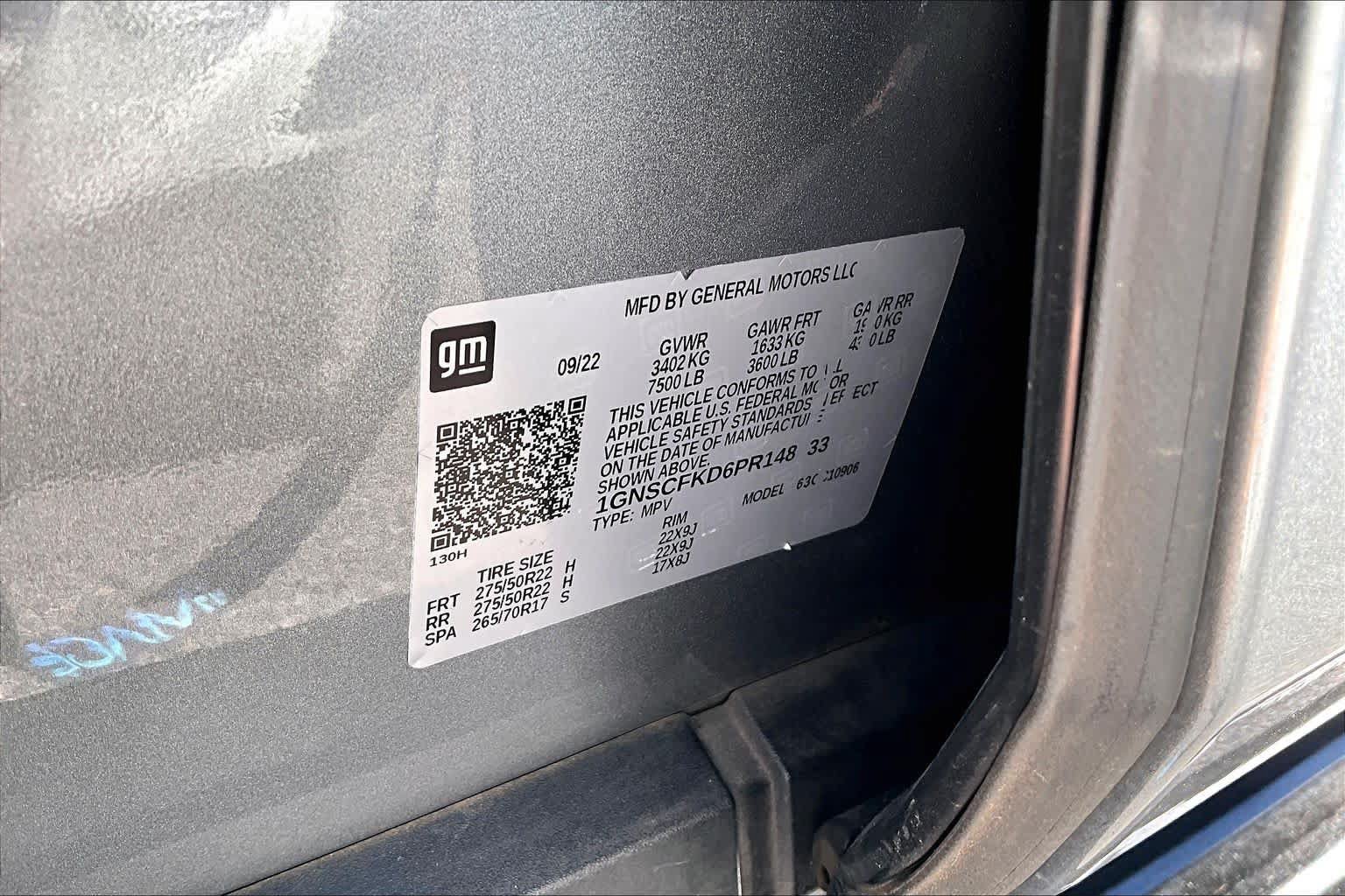 Used 2023 Chevrolet Suburban Premier RWD image 39