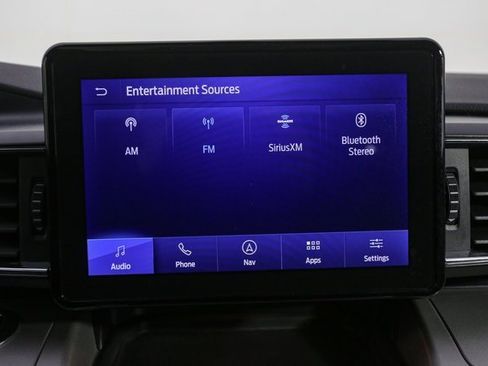 Used 2023 Ford Explorer XLT w/ Equipment Group 202A image 25