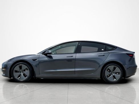 Used 2022 Tesla Model 3 Long Range AWD/4WD image 2