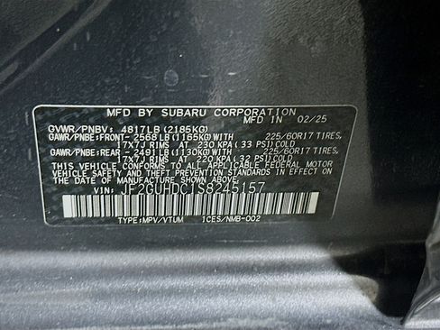 Used 2025 Subaru Crosstrek 2.0i Premium image 12