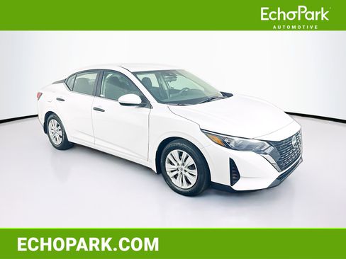 Used 2024 Nissan Sentra S image 1