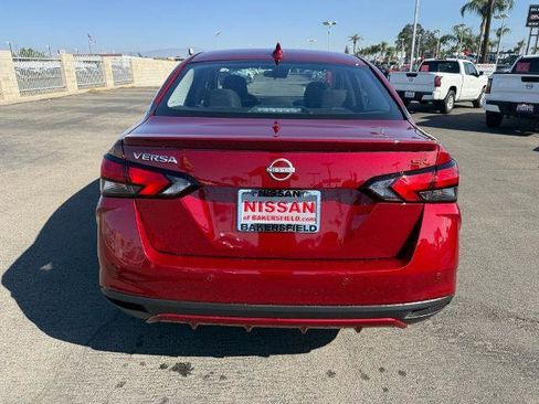New 2025 Nissan Versa SR w/ Trunk Package image 5