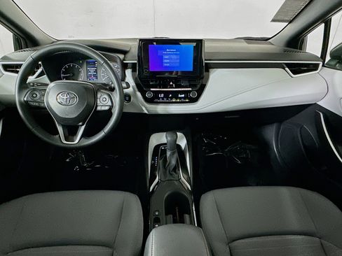 Used 2025 Toyota Corolla SE FWD image 27