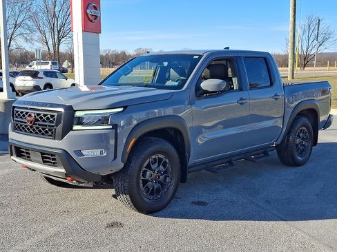 Used 2023 Nissan Frontier PRO-4X w/ Pro-4X Premium Package image 4