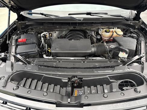 Used 2023 Chevrolet Suburban RST image 28