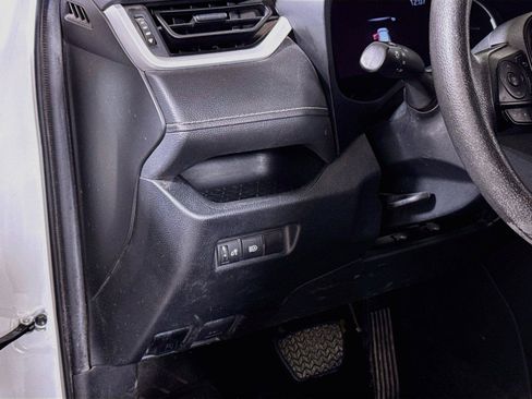 Used 2023 Toyota RAV4 LE FWD image 8