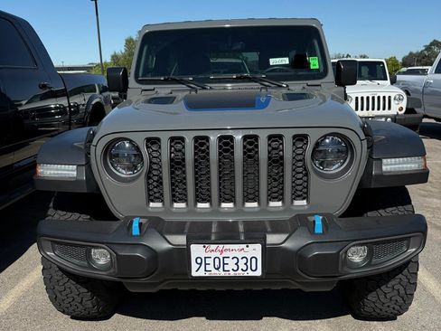 Used 2023 Jeep Wrangler Unlimited Rubicon 4xe w/ Cold Weather Group AWD/4WD image 2