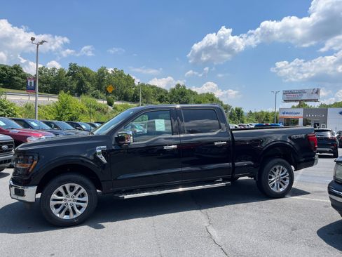 New 2026 Ford F150 XLT w/ Equipment Group 302A MID AWD/4WD image 7