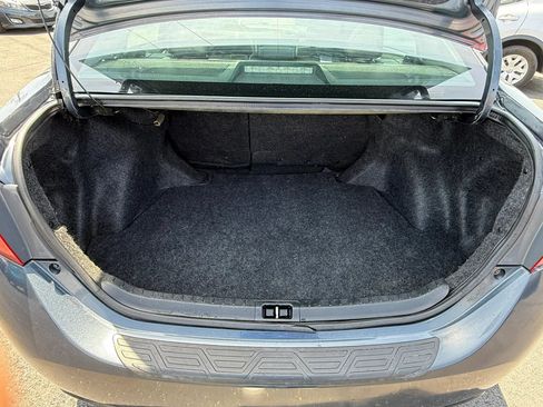 Used 2015 Toyota Corolla LE Premium FWD image 30