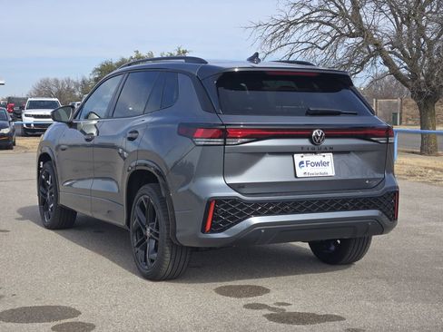 New 2026 Volkswagen Tiguan SE R-Line image 3