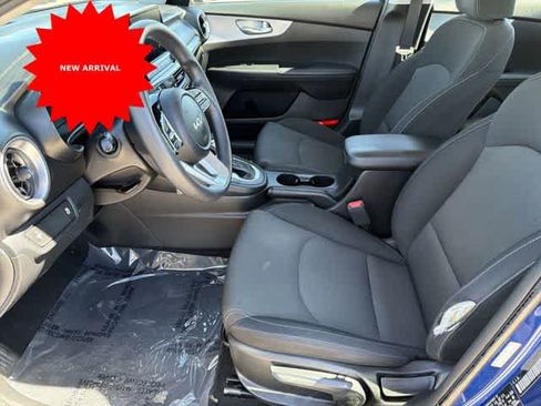 Used 2023 Kia Forte LXS image 13