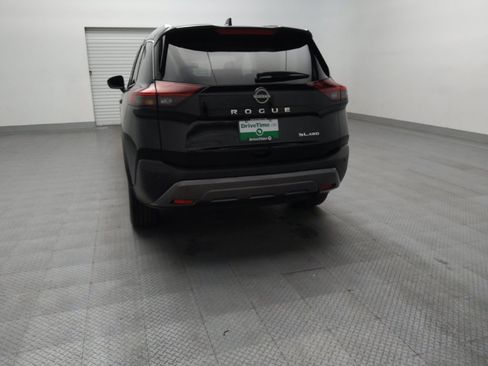Used 2023 Nissan Rogue SL image 6