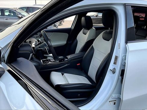 Used 2021 Mercedes-Benz A 35 AMG 4MATIC image 8