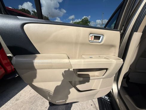 Used 2011 Honda Pilot EX-L image 21