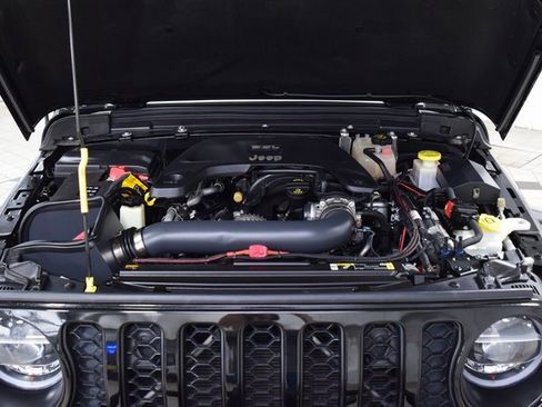 Used 2021 Jeep Gladiator Overland w/ Popular Equipment Package image 26