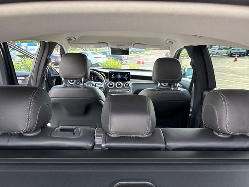 Certified 2022 Mercedes-Benz GLC 300 image 8