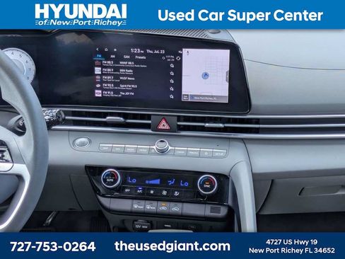 Certified 2024 Hyundai Elantra SEL FWD image 18