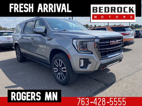 Used 2023 GMC Yukon XL AT4 w/ AT4 Premium Package AWD/4WD image 1