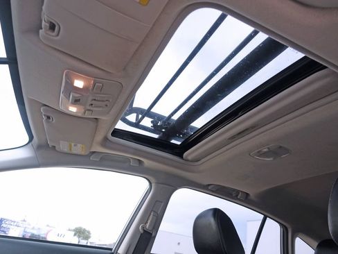 Used 2014 Subaru Crosstrek 2.0i Limited image 31