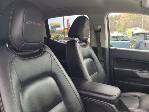 Used 2019 Chevrolet Colorado ZR2 image 25