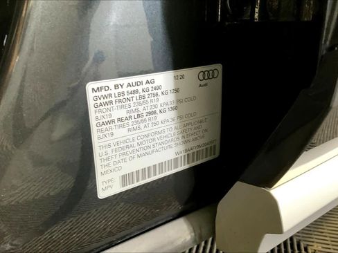 Used 2021 Audi Q5 Premium Plus w/ Premium Plus Package image 33