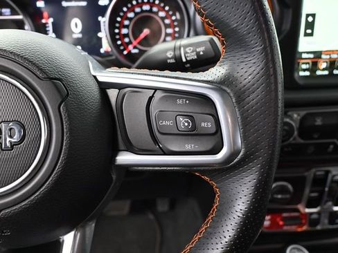 Used 2022 Jeep Gladiator Mojave w/ Auxiliary Switch Group AWD/4WD image 30