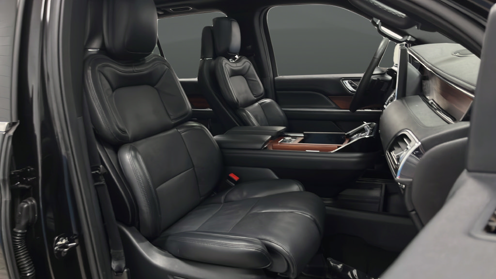 Used 2024 Lincoln Navigator Reserve AWD/4WD image 24