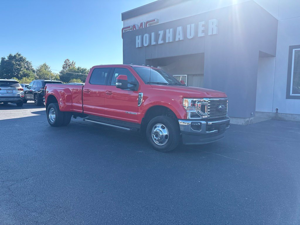 Used 2022 Ford F350 Lariat w/ Lariat Ultimate Package AWD/4WD image 2