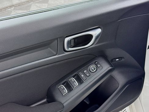 Used 2025 Honda Civic Sport image 23