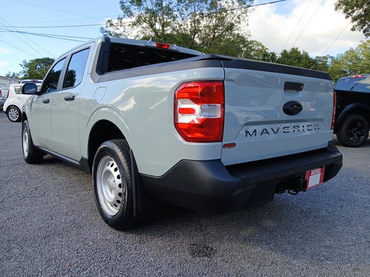 Used 2022 Ford Maverick XL FWD image 8