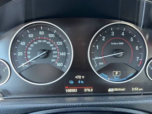 Used 2018 BMW 330e RWD image 12