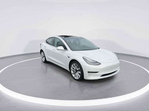 Used 2019 Tesla Model 3 Long Range image 2