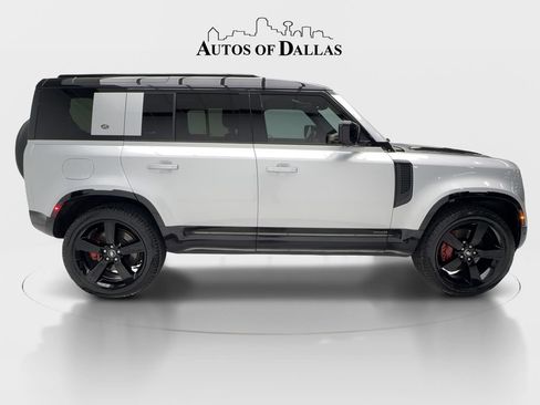 Used 2024 Land Rover Defender 110 X AWD/4WD image 7