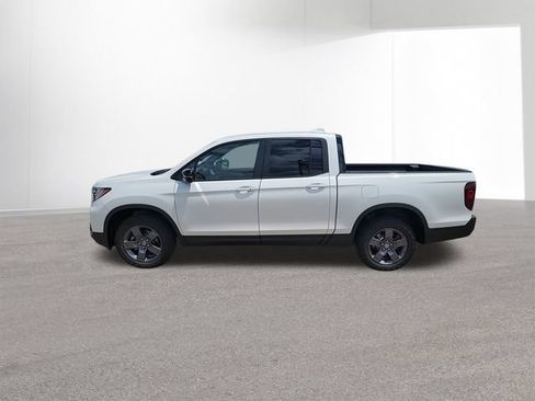 Used 2024 Honda Ridgeline TrailSport image 5