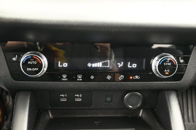 Used 2025 Mitsubishi Outlander SE FWD image 22