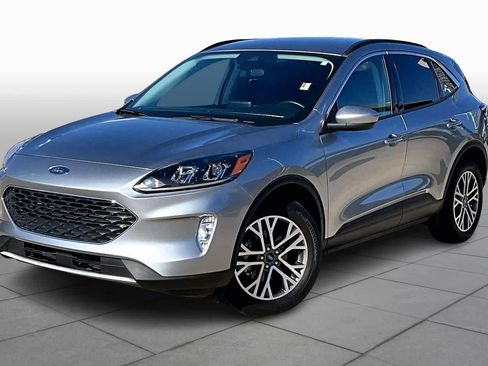 Used 2021 Ford Escape SEL image 3