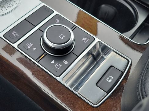 Used 2020 Land Rover Range Rover HSE image 35