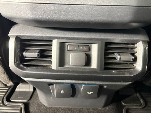 Certified 2022 Ford F150 Lariat w/ Equipment Group 502A High image 30