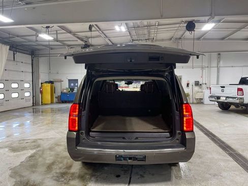 Used 2016 Chevrolet Suburban LTZ AWD/4WD image 25