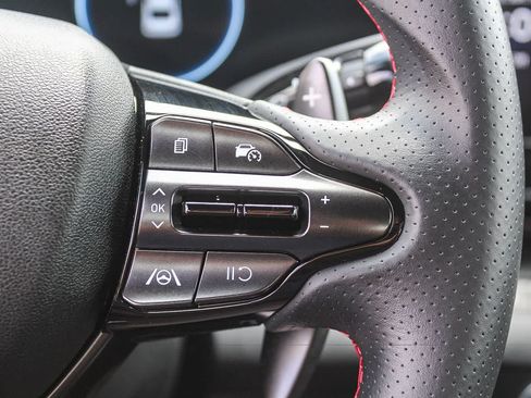Certified 2025 Hyundai Elantra N Line FWD image 31
