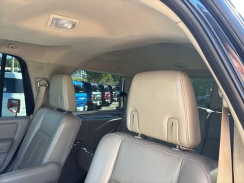 Used 2014 Ford Expedition Limited w/ Equipment Group 301A RWD image 33
